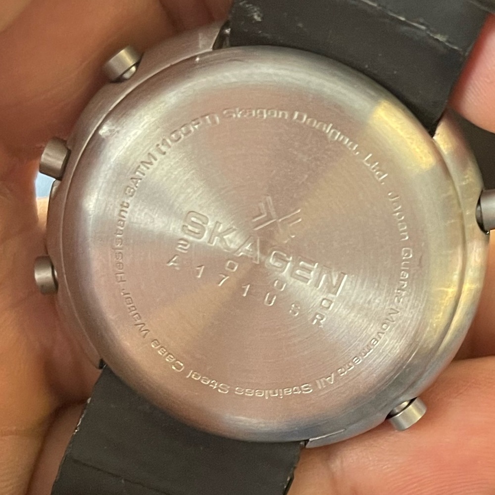 Watch - Picture 4 of 7
